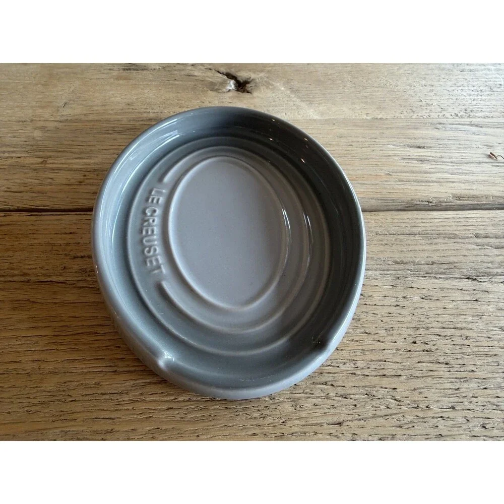 Le Creuset Stoneware Oval Spoon Rest Mist Grey Gray NEW NWT